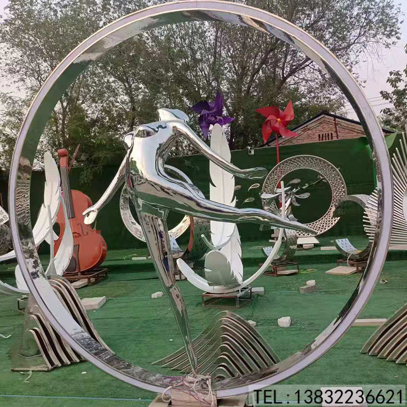 不锈钢圆环雕塑定制.jpg